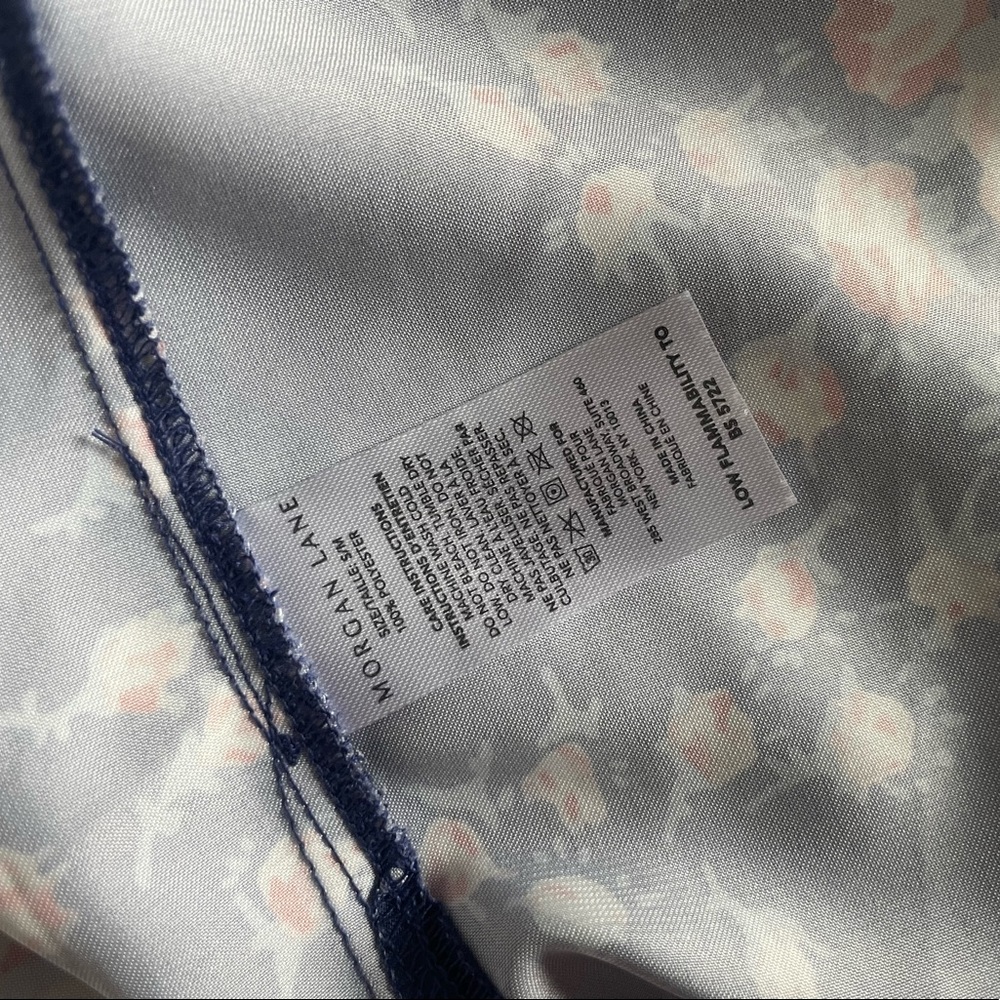 Morgan Lane Robe size small/medium - Picture 5 of 6